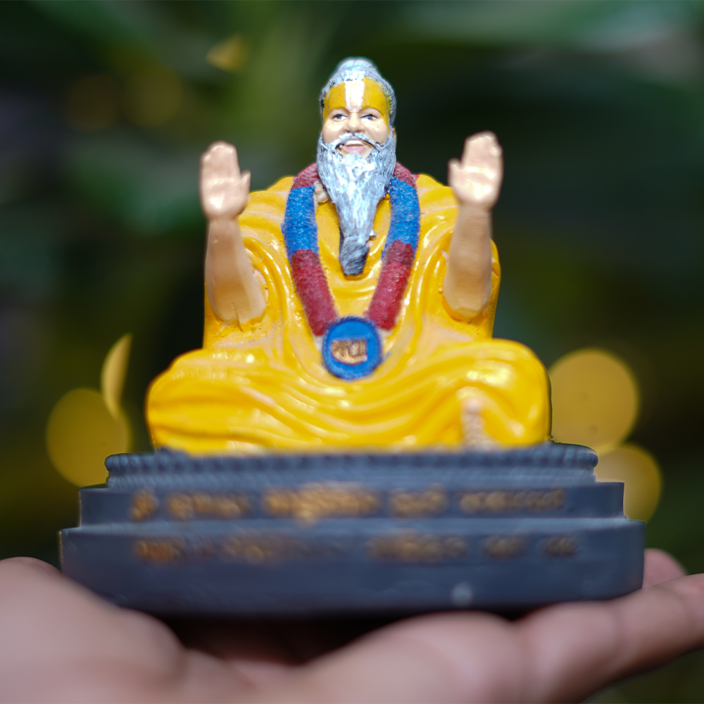 Idol of Premanand Ji Maharaj