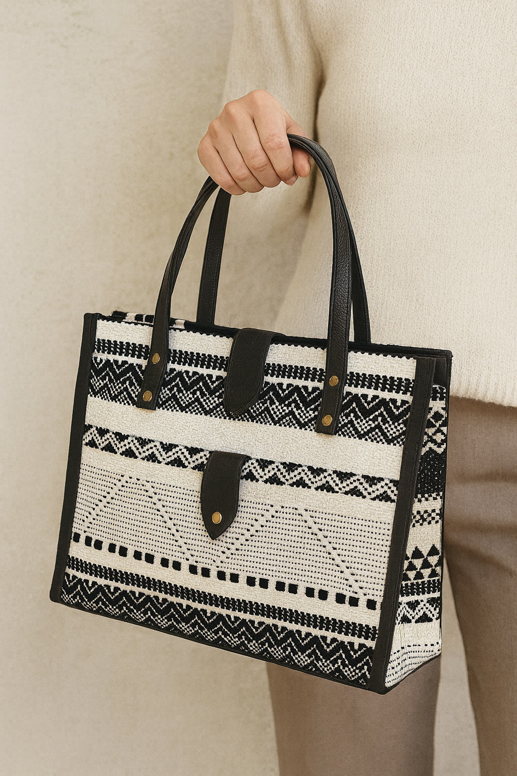 Black & White Laptop Bags